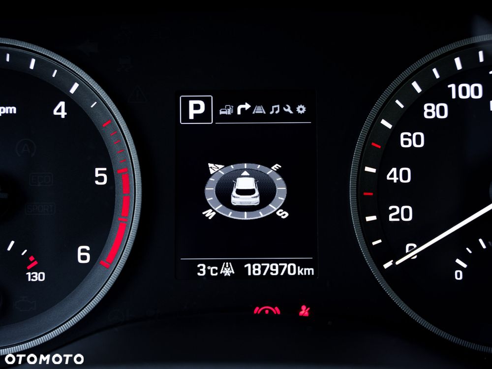 Hyundai Tucson blue 1.7 CRDi 2WD DCT Style - 27