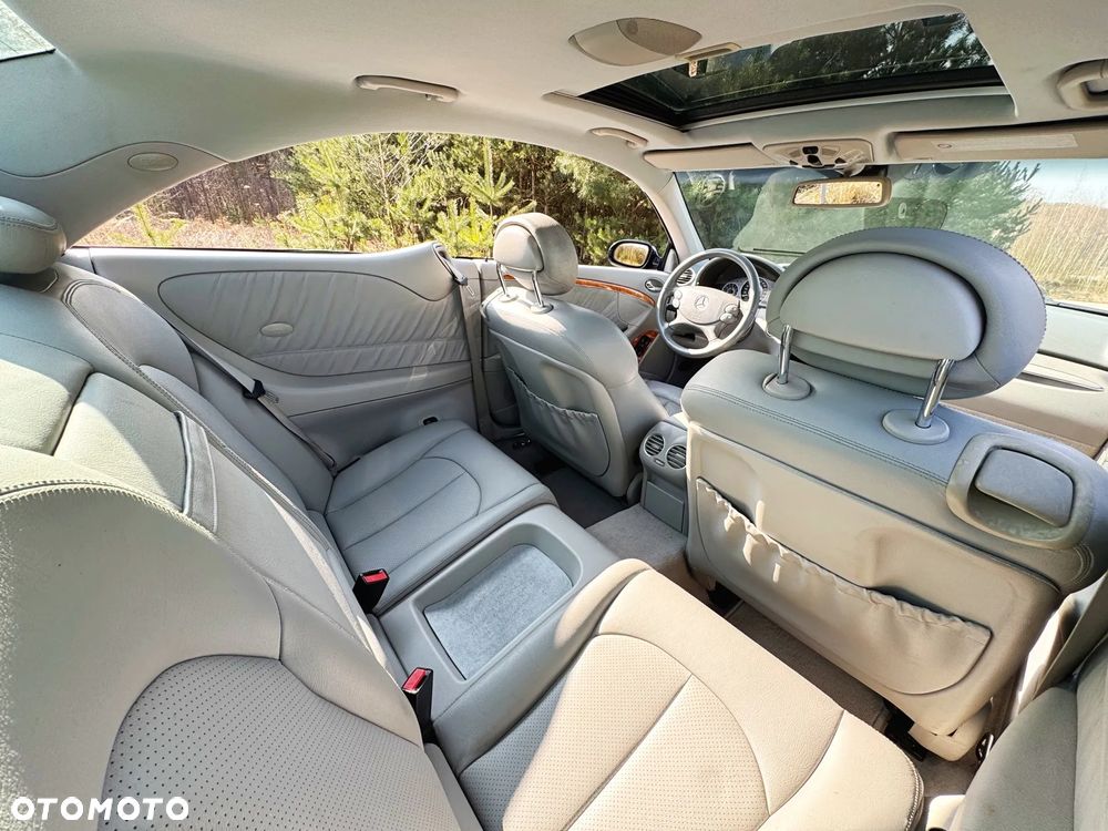 Mercedes-Benz CLK 320 Elegance - 27