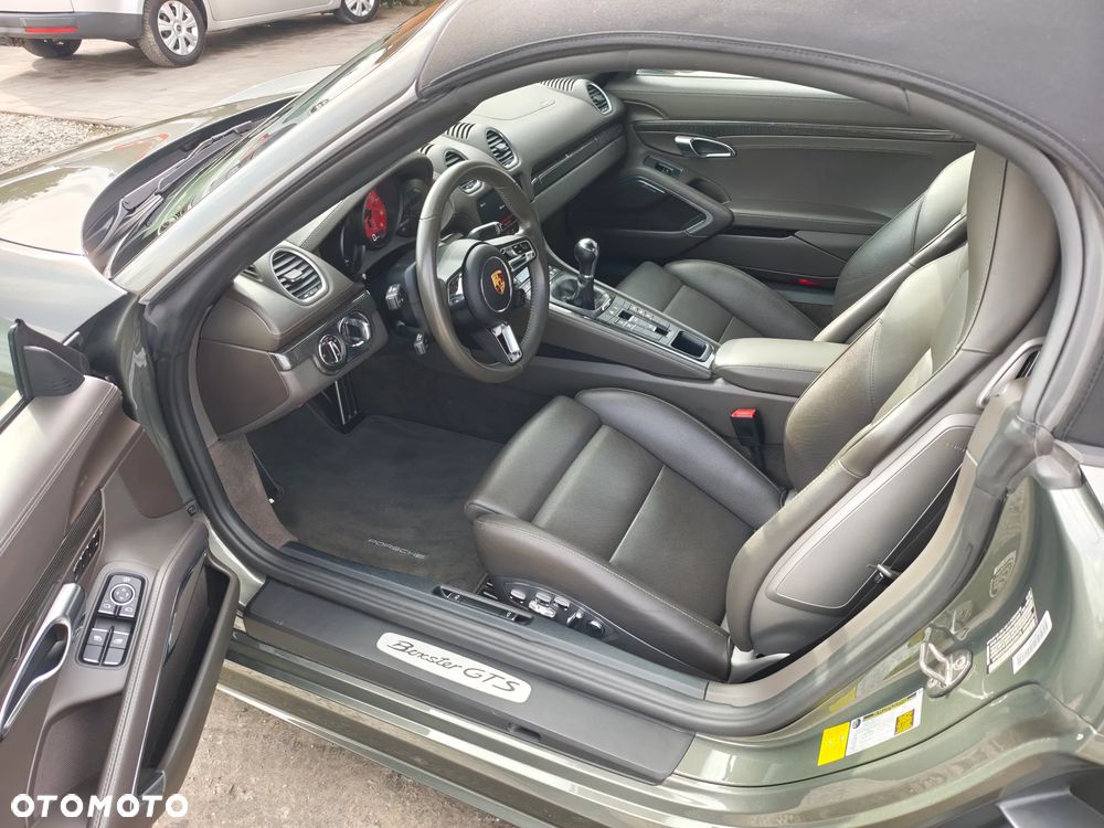 Porsche Boxster - 9