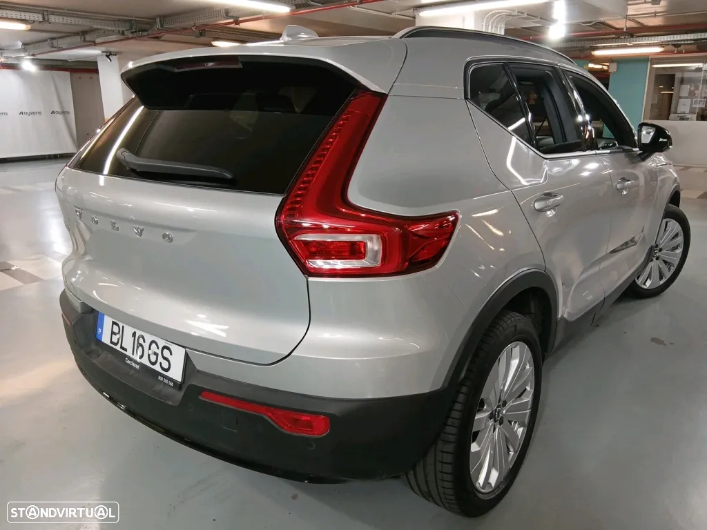 Volvo XC 40 Recharge Core - 3
