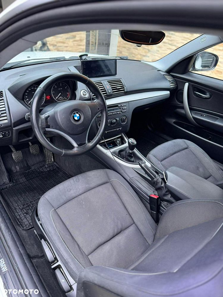 BMW Seria 1 - 17