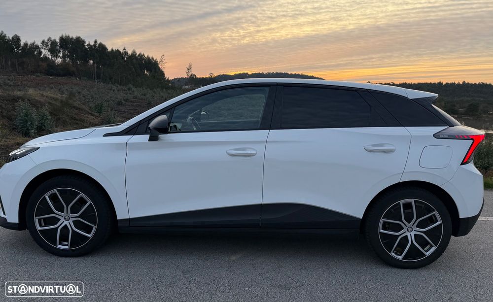 MG MG4 4 Luxury 64 kWh - 5