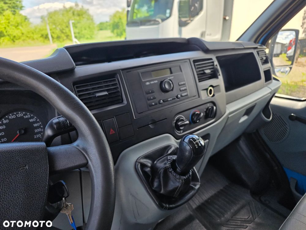 Ford Transit - 7
