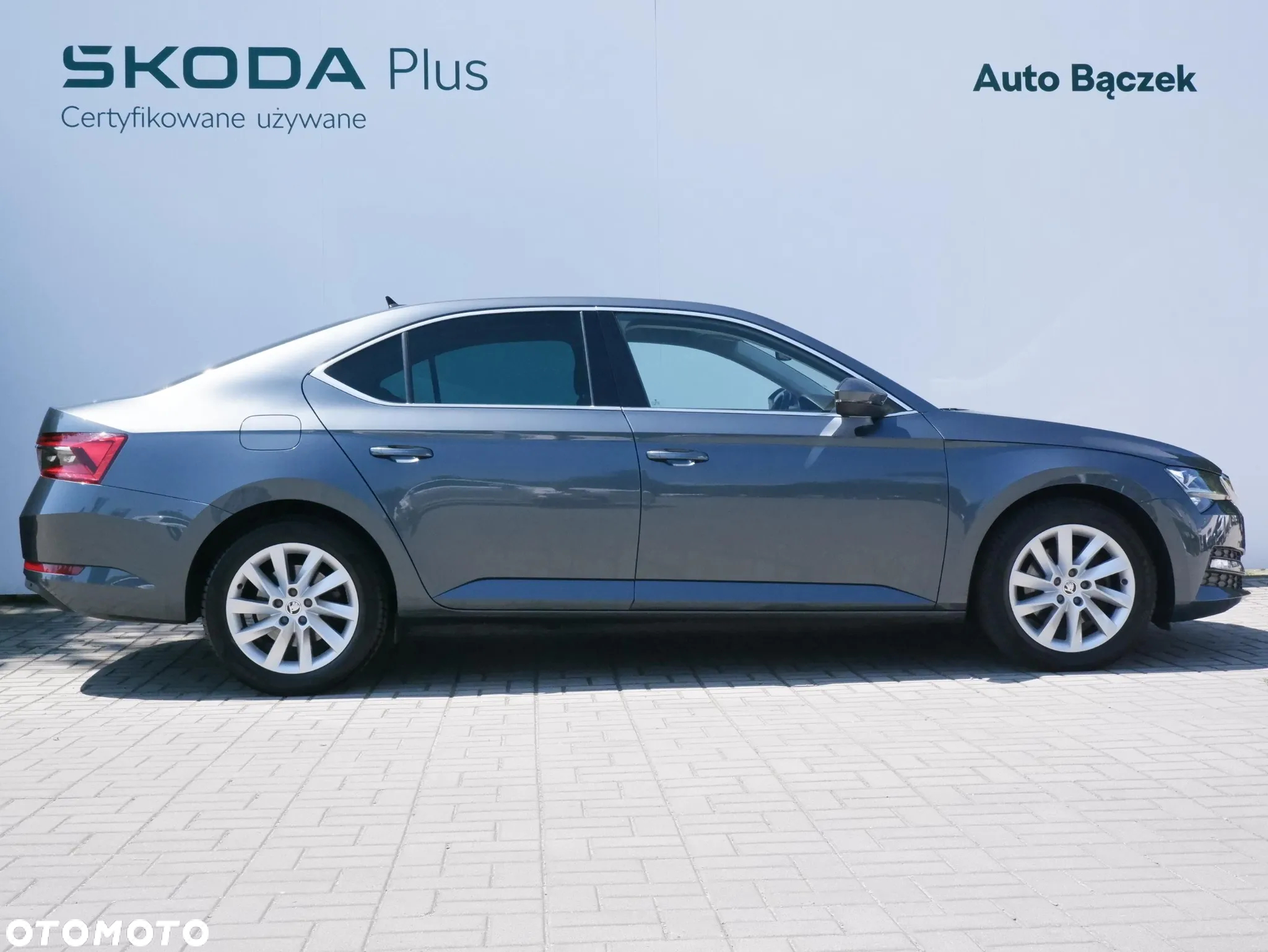 Skoda Superb 2.0 TDI SCR Ambition DSG - 4