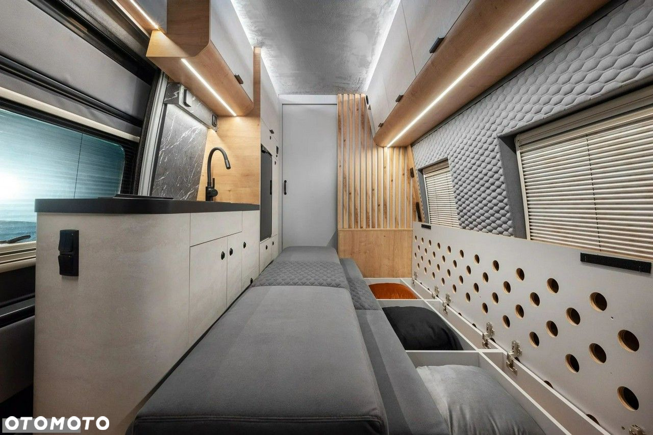 Globe-Traveller Falcon 2XS NOWY 2OS 177KM AUTOMAT FV23% WCC - 19