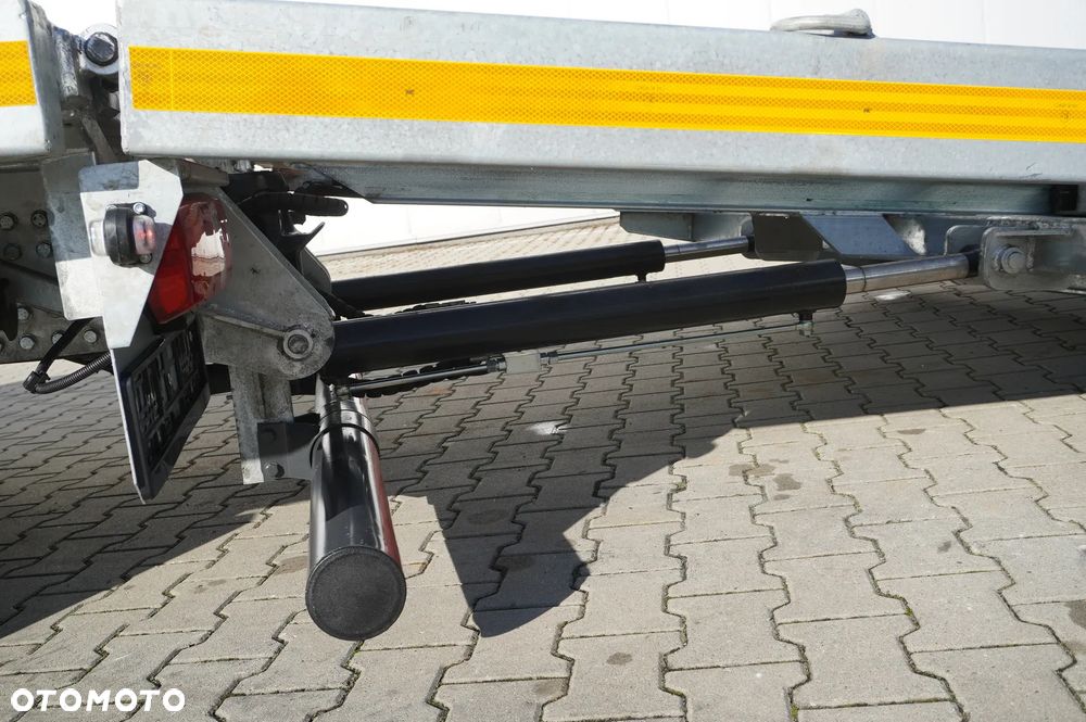 Mercedes-Benz Actros 1840 E6 4×2 / NOWA zabudowa Laweta 9,25 m / Kabina salonka - 16