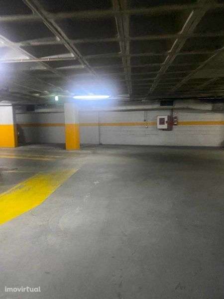 Arrenda-se 1 Lugar de Garagem – Bessa, Porto - Grande imagem: 5/11