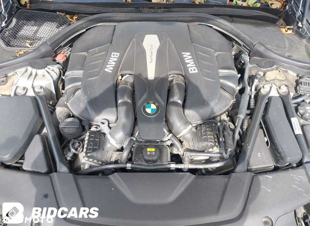 Części do BMW Serii 7 750i xDrive 2016, silnik 4.4L, samochód z USA - 11