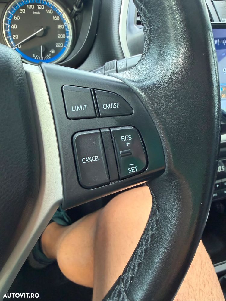 Suzuki S-Cross 1.6 DDIS Allgrip Comfort - 12