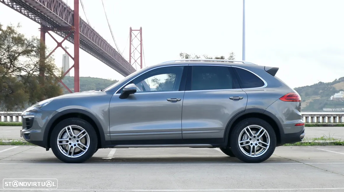 Porsche Cayenne S - 12