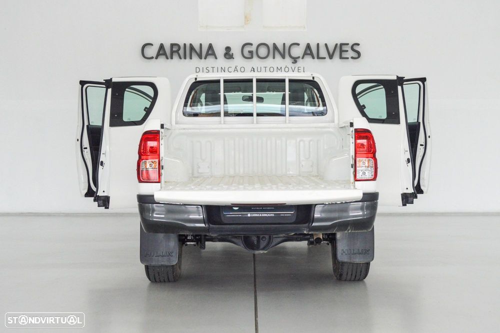 Toyota Hilux 2.4 D-4D 4X2 Cabine Extra 3L - 50