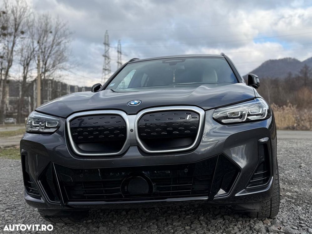 BMW iX3 - 2