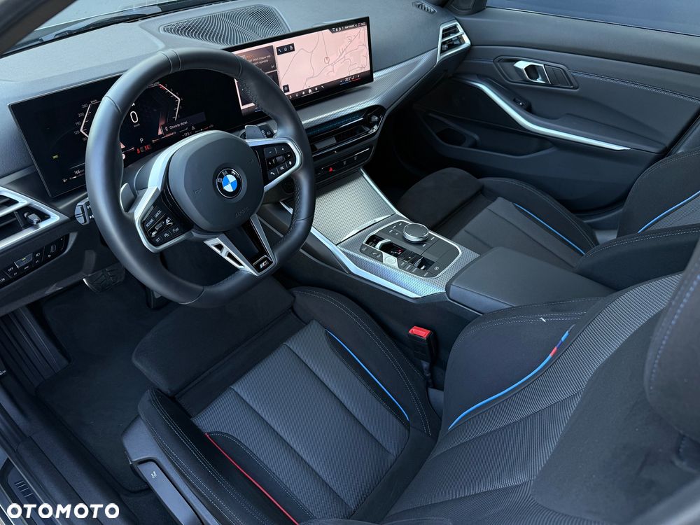 BMW Seria 3 330i xDrive M Sport sport - 18