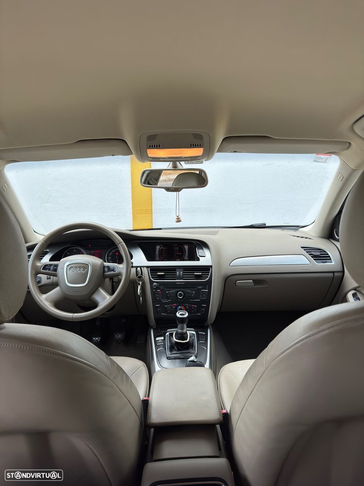 Audi A4 Avant 2.0 TDI - 5