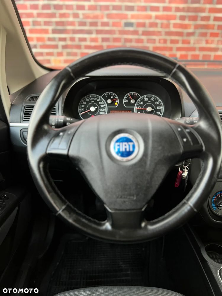 Fiat Punto - 20