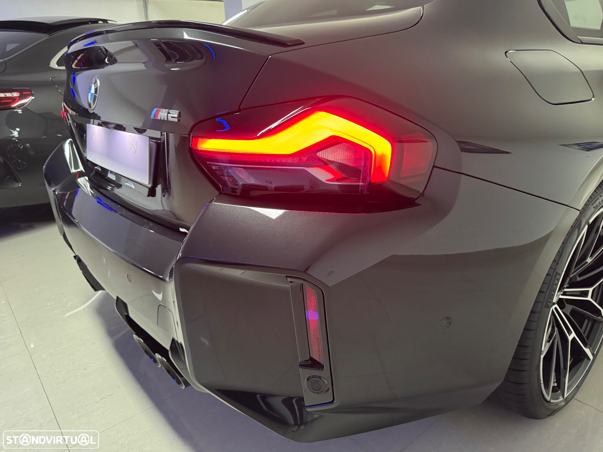 BMW M2 Auto - 37