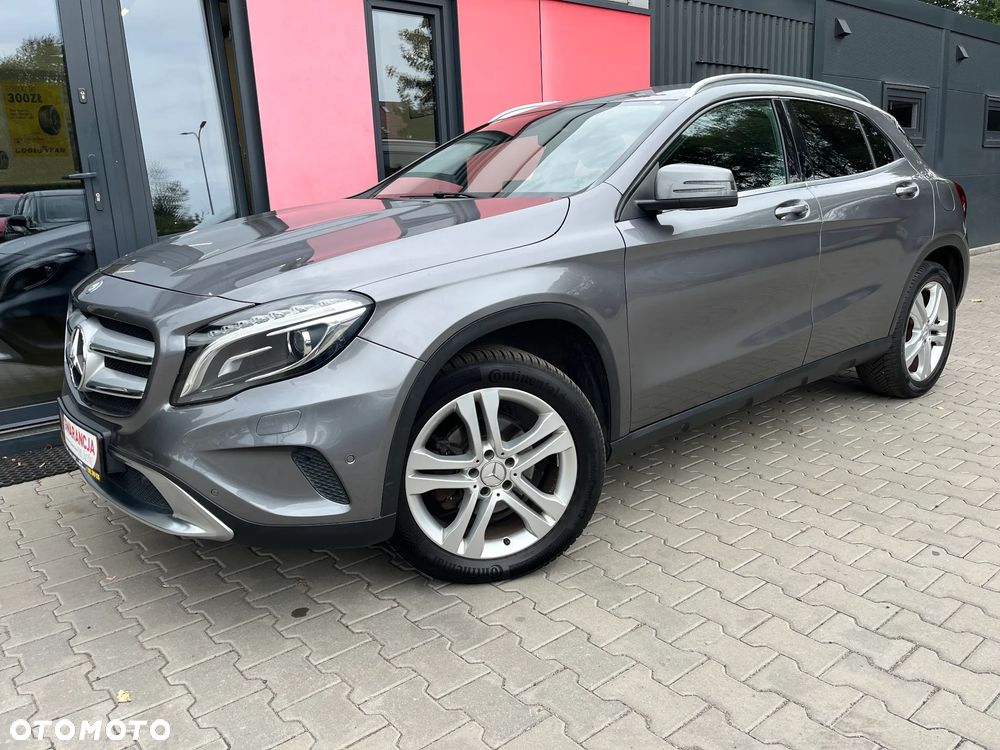 Mercedes-Benz GLA 200 7G-DCT UrbanStyle Edition - 5