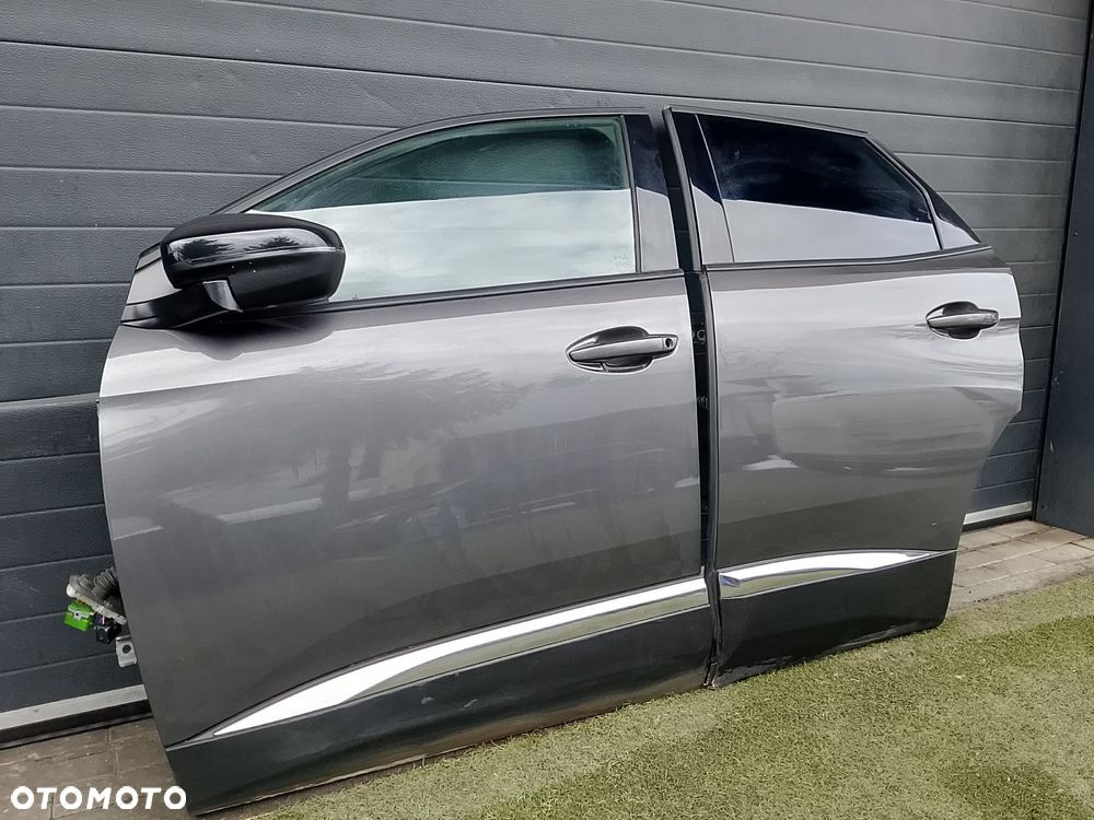 Drzwi lewy  tylne  tył Peugeot 3008 II kompletne EVL - 2