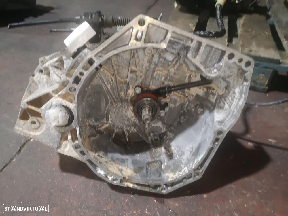 CAIXA DE VELOCIDADES RENAULT CAPTUR I - 1