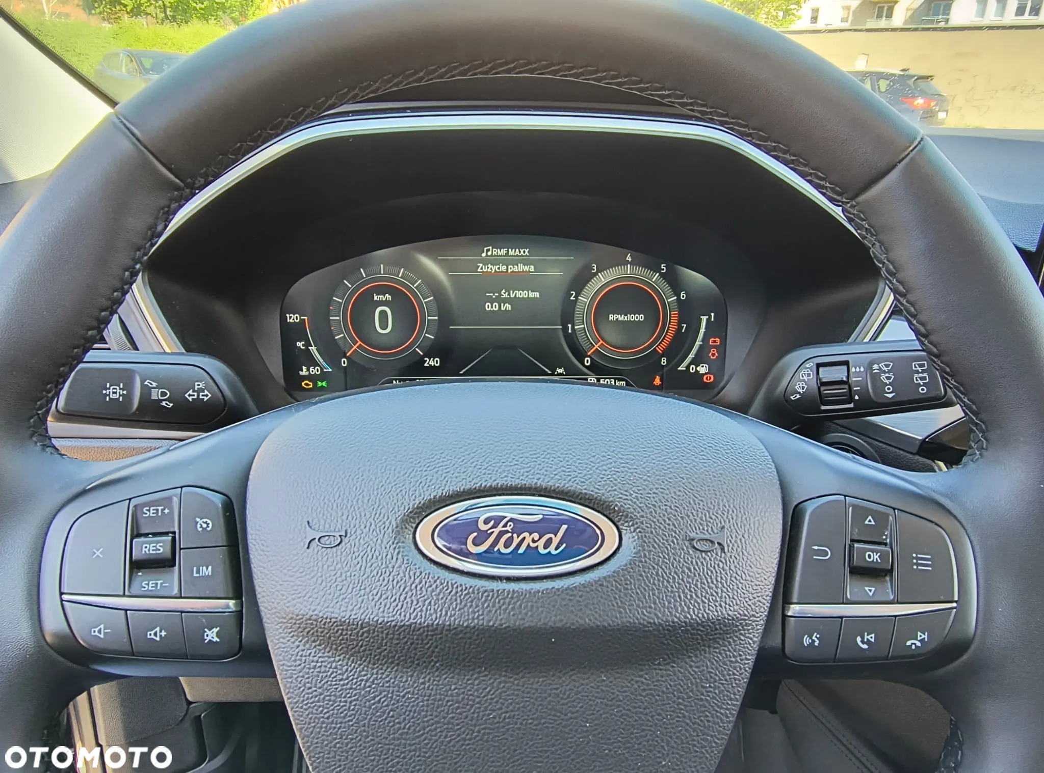 Ford Kuga 1.5 EcoBoost FWD Titanium - 16