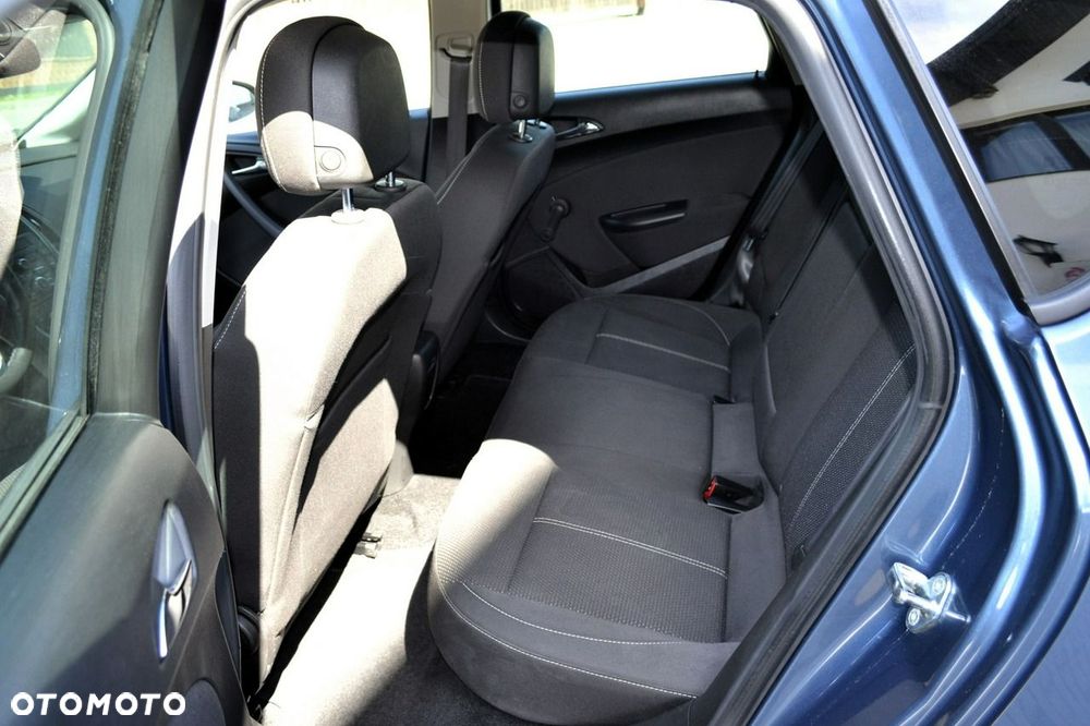 Opel Astra 1.4 Turbo Exklusiv - 31