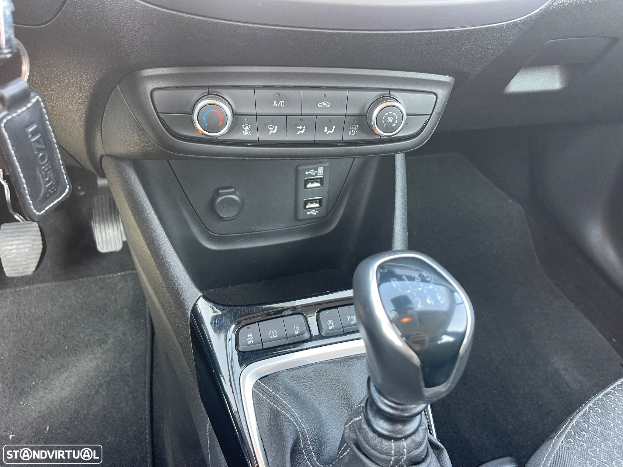 Opel Crossland X 1.2 T Edition J17 - 11