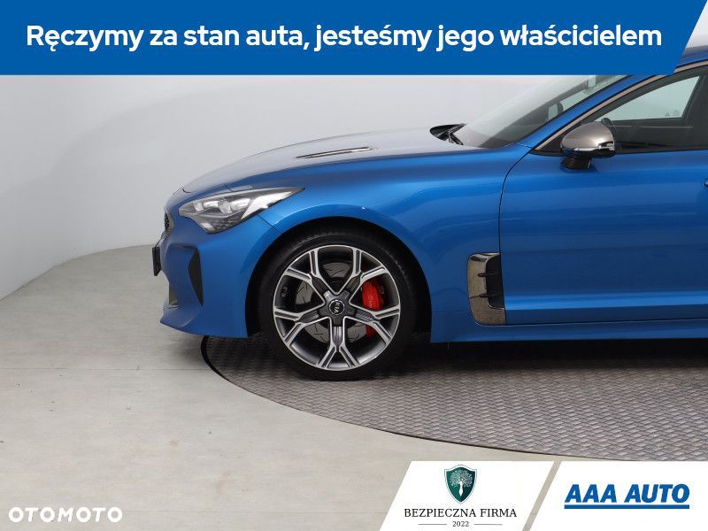 Kia Stinger - 17