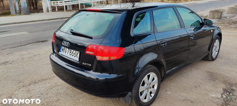 Audi A3 Sportback 2.0 TDI Ambiente S tronic - 12