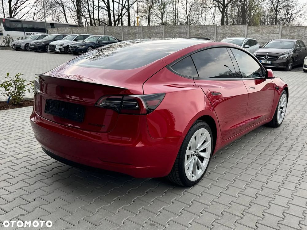 Tesla Model 3 - 9
