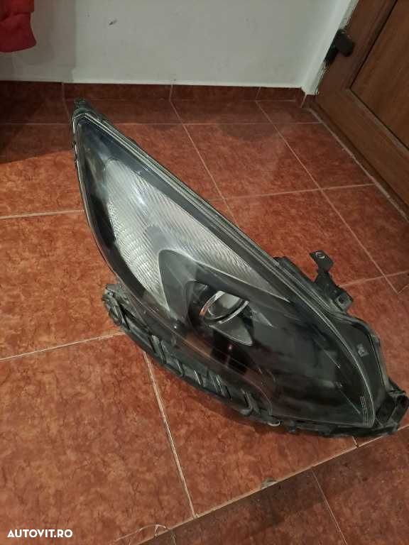 Far dreapta Opel Zafira C original Europa cod 13399867 - 2