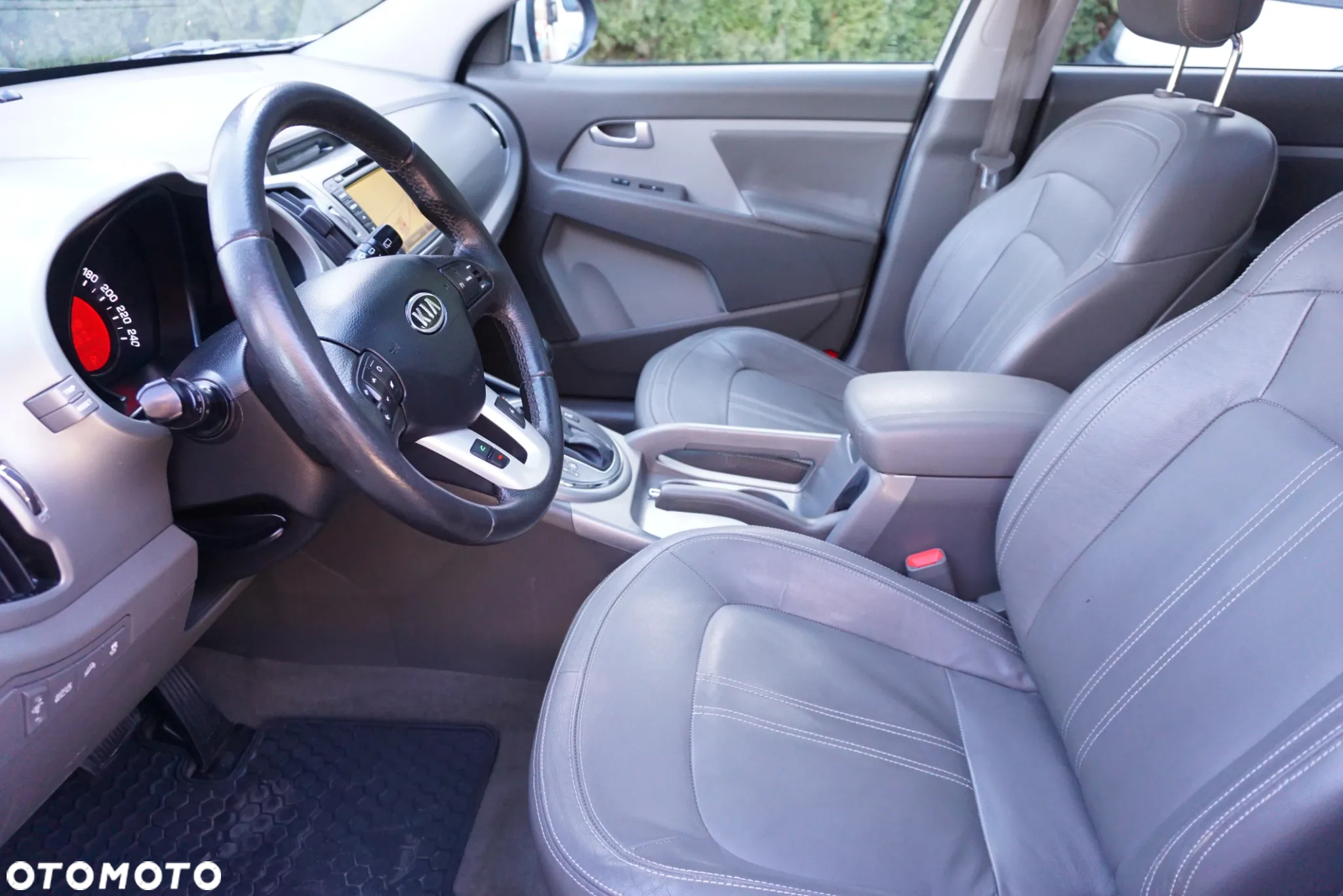 Kia Sportage 2.0 CRDI 4WD Automatik Spirit - 8