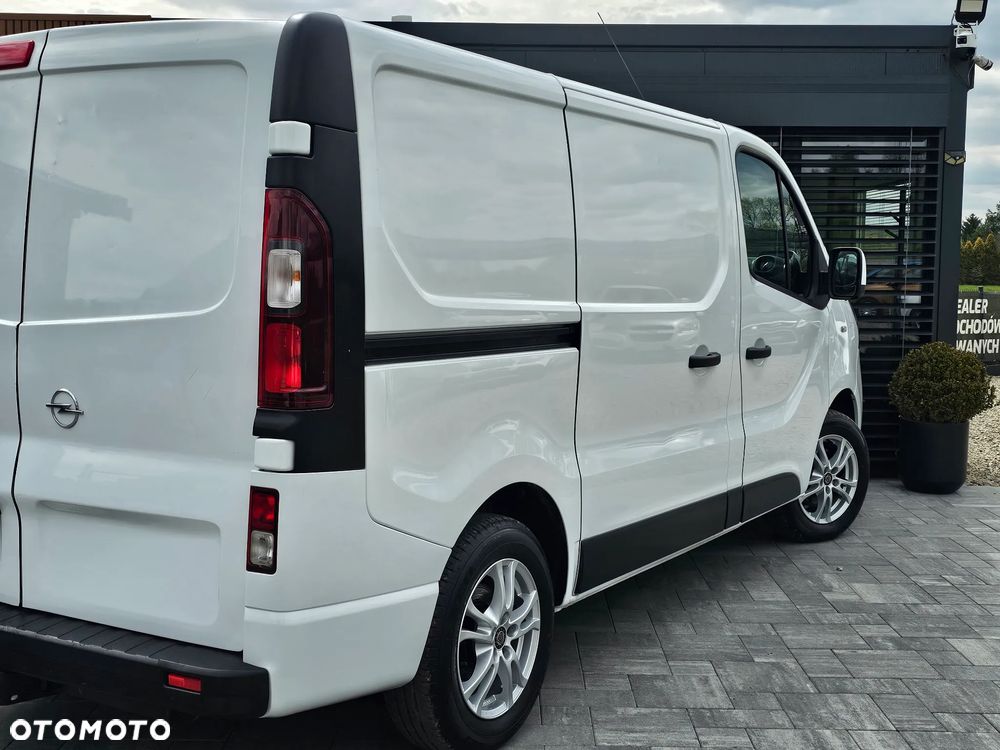 Opel Vivaro - 30