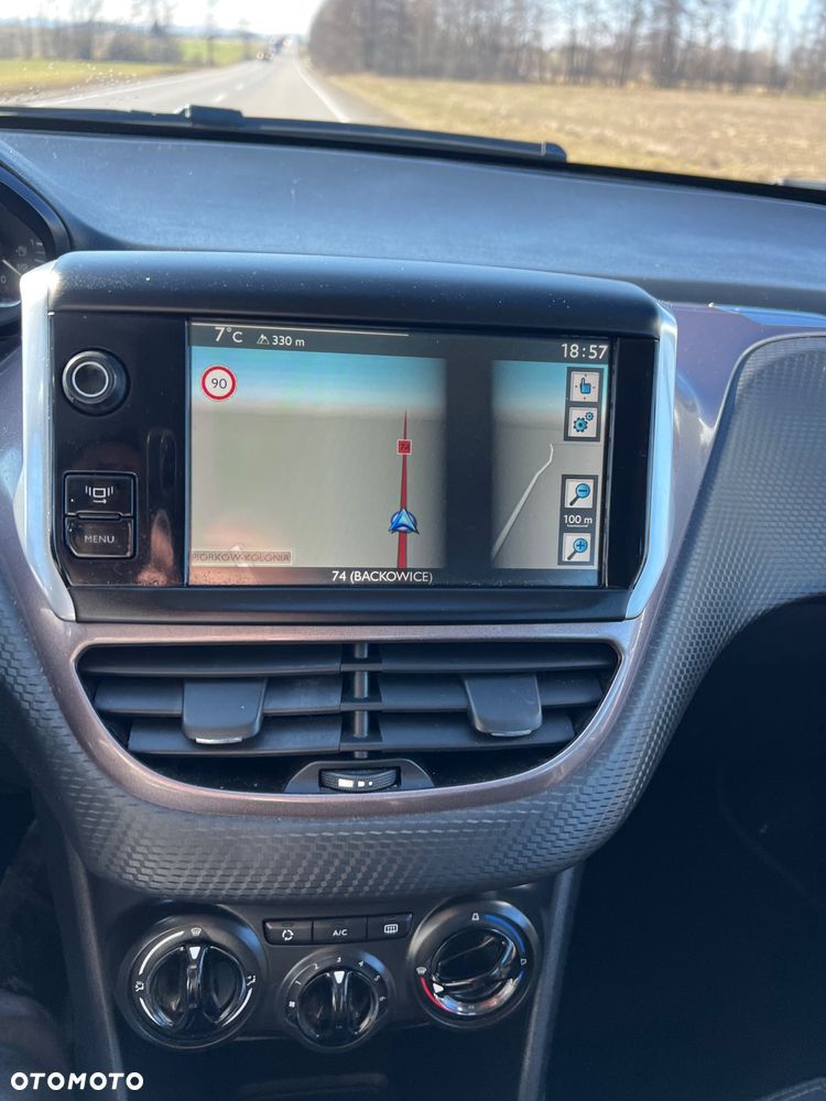 Peugeot 2008 PureTech 82 Urban Move - 13