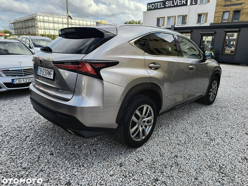 Lexus NX 300 Business Edition AWD - 5