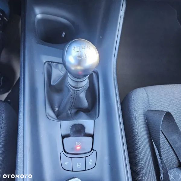 Toyota C-HR 1.2 T Dynamic - 16