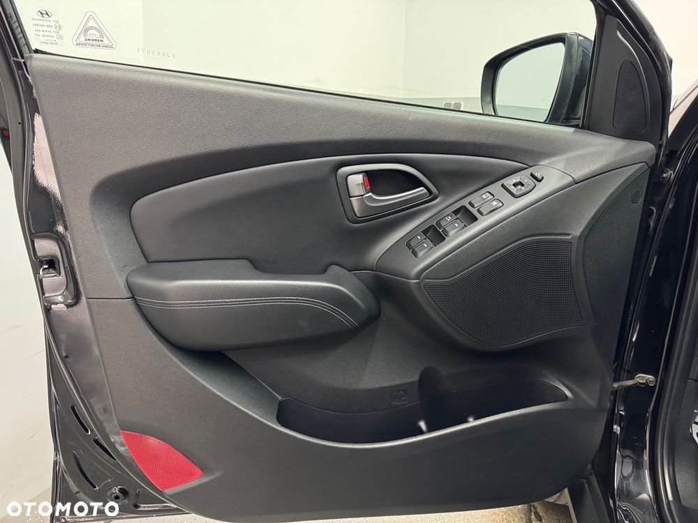 Hyundai ix35 1.7 CRDi 2WD blue Style - 12