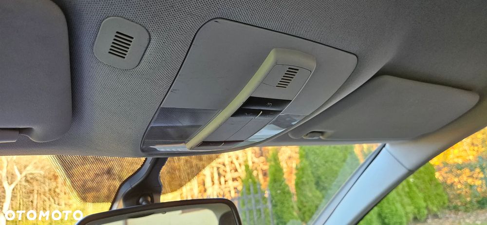 Mercedes-Benz Klasa B 180 BlueEffICIENCY - 31