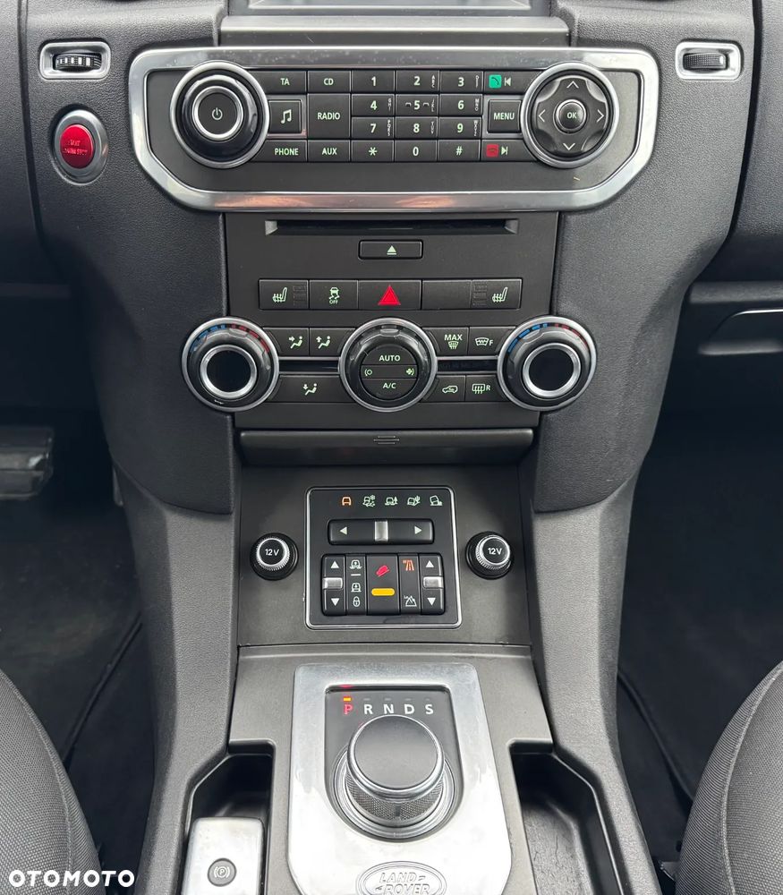 Land Rover Discovery 3.0D V6 S - 23