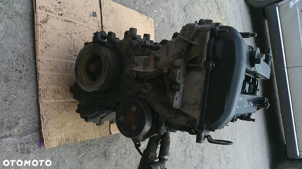 VOLVO V50 1.8 16V SILNIK B4184S11 - 4