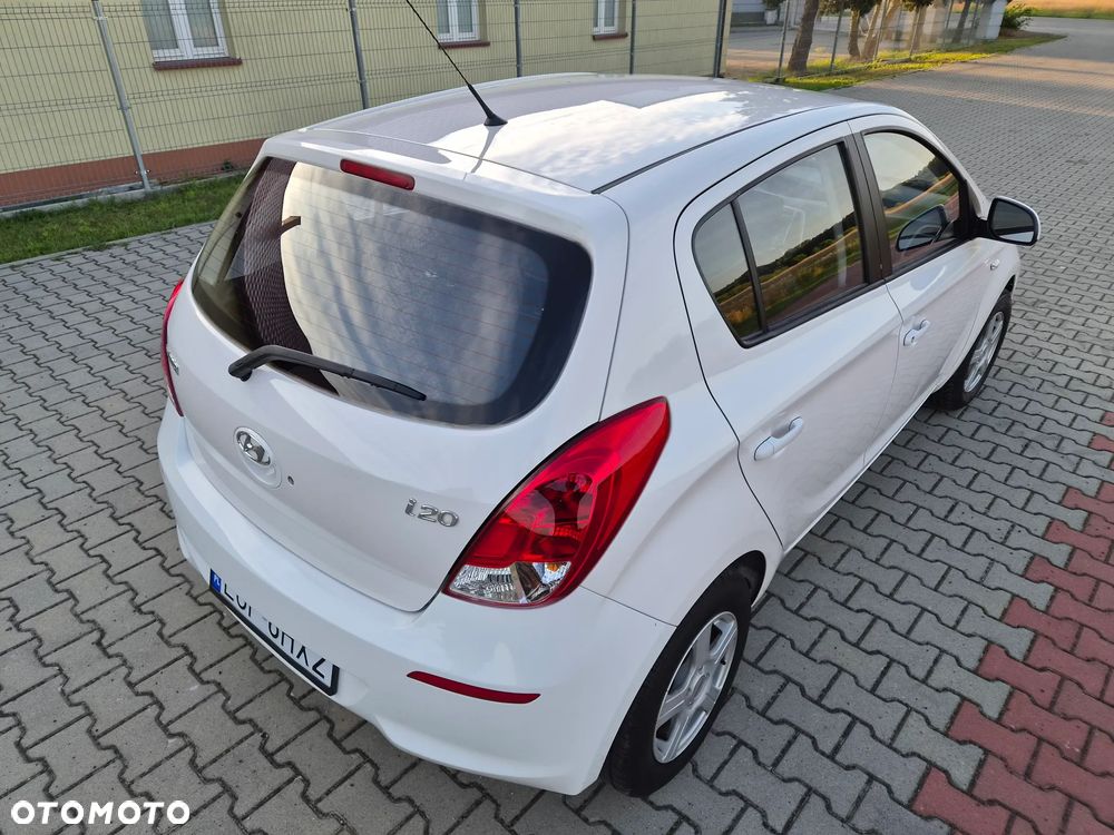 Hyundai i20 1.2 Trend - 3
