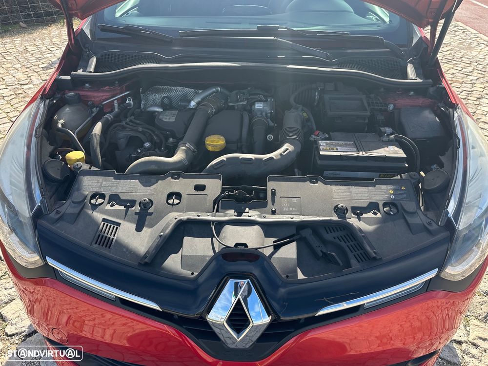 Renault Clio - 11