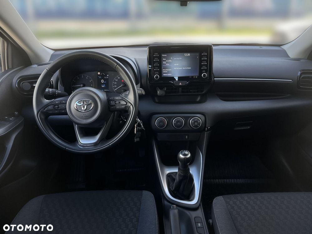 Toyota Yaris - 11