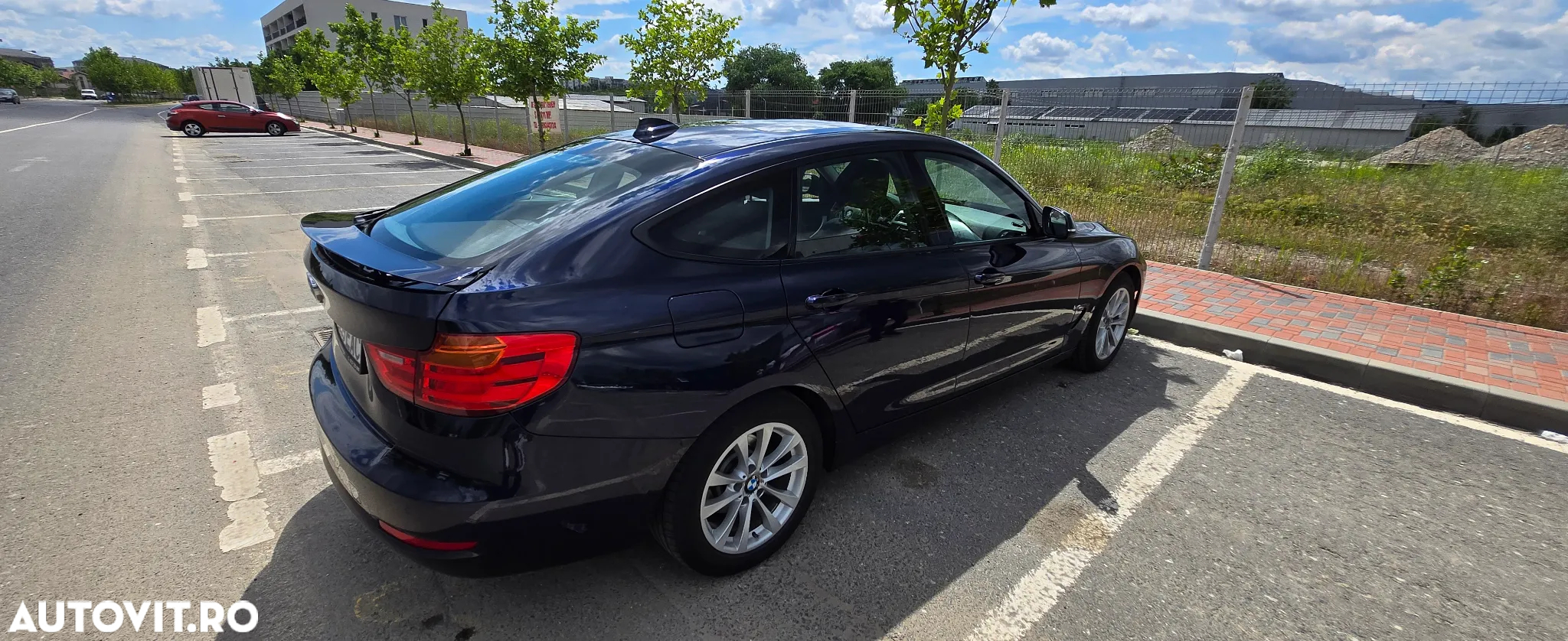BMW Seria 3 318d - 7