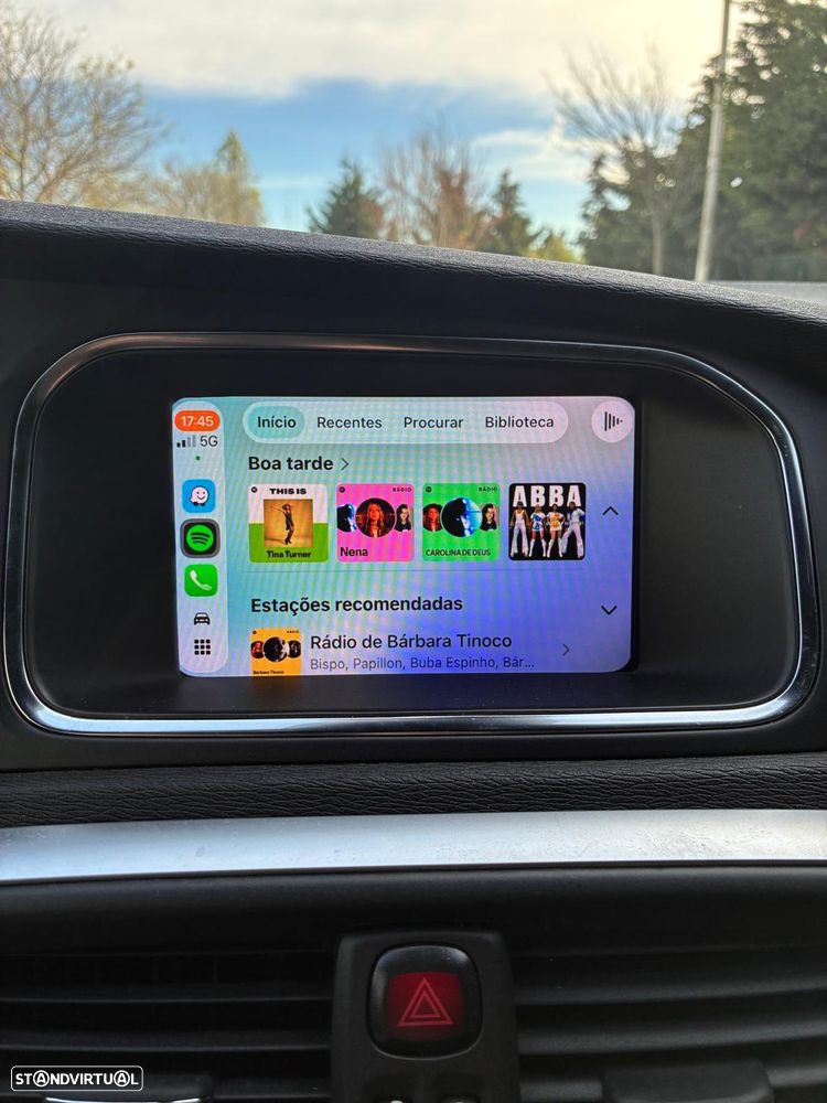 Volvo V40 2.0 D2 R-Design - 34