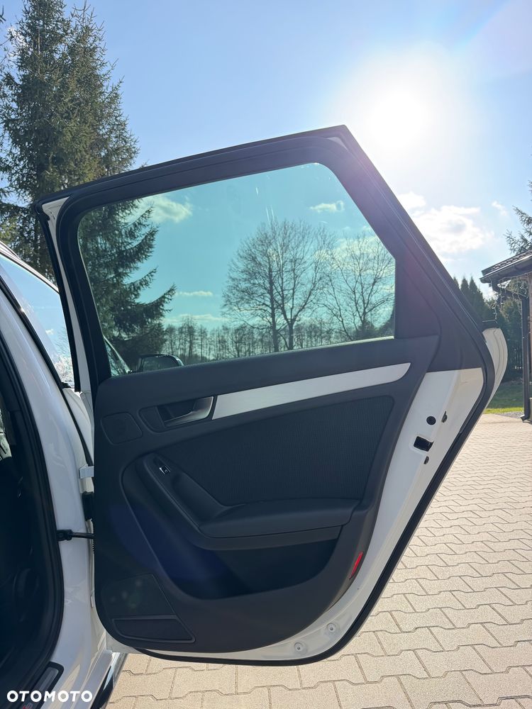 Audi A4 Avant 2.0 TDI Quattro Sport S tronic - 25