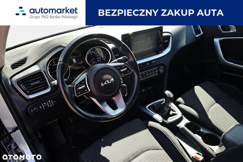 Kia Ceed 1.5 T-GDI M - 10
