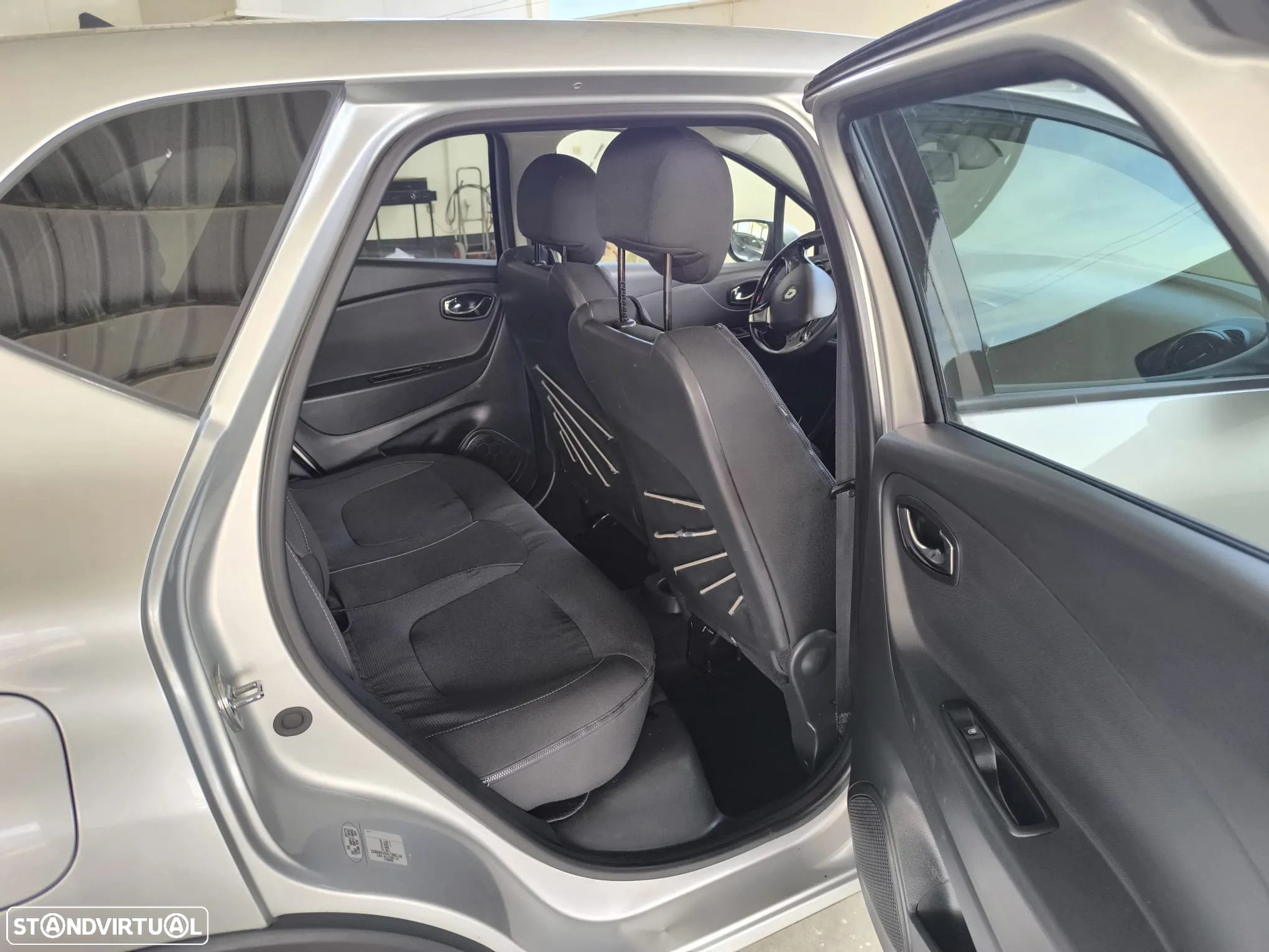 Renault Captur ENERGY dCi 90 EDC Intens - 21
