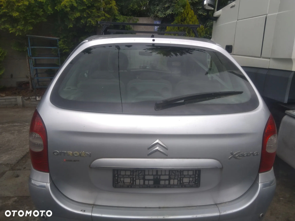 Citroen Xsara Picasso klapa bagażnika
