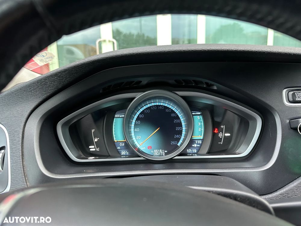 Volvo V40 - 13