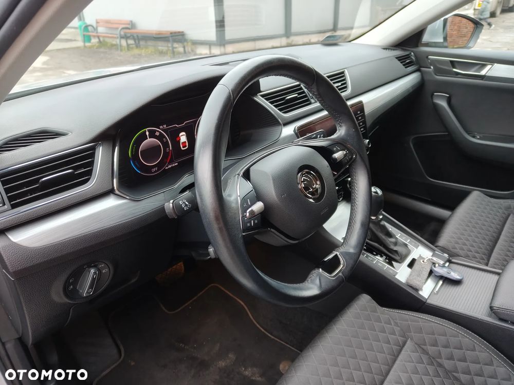 Skoda Superb 1.4 TSI Plug-In Hybrid Style DSG - 18